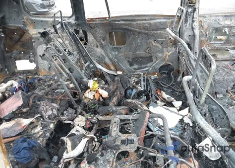 2009 Toyota Highlander Sport from USA, damaged, VIN JTEES43A192145895